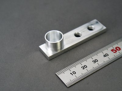 アルミ部品
