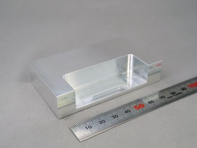 アルミ部品